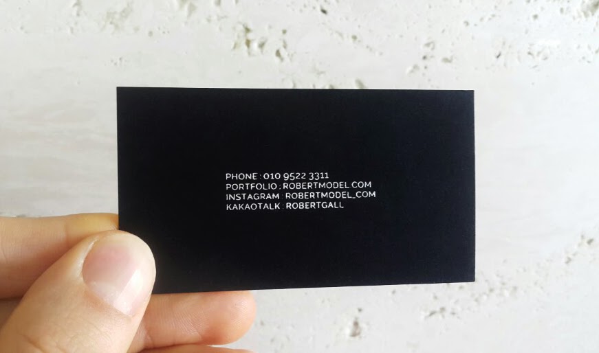 robertmodel namecard 